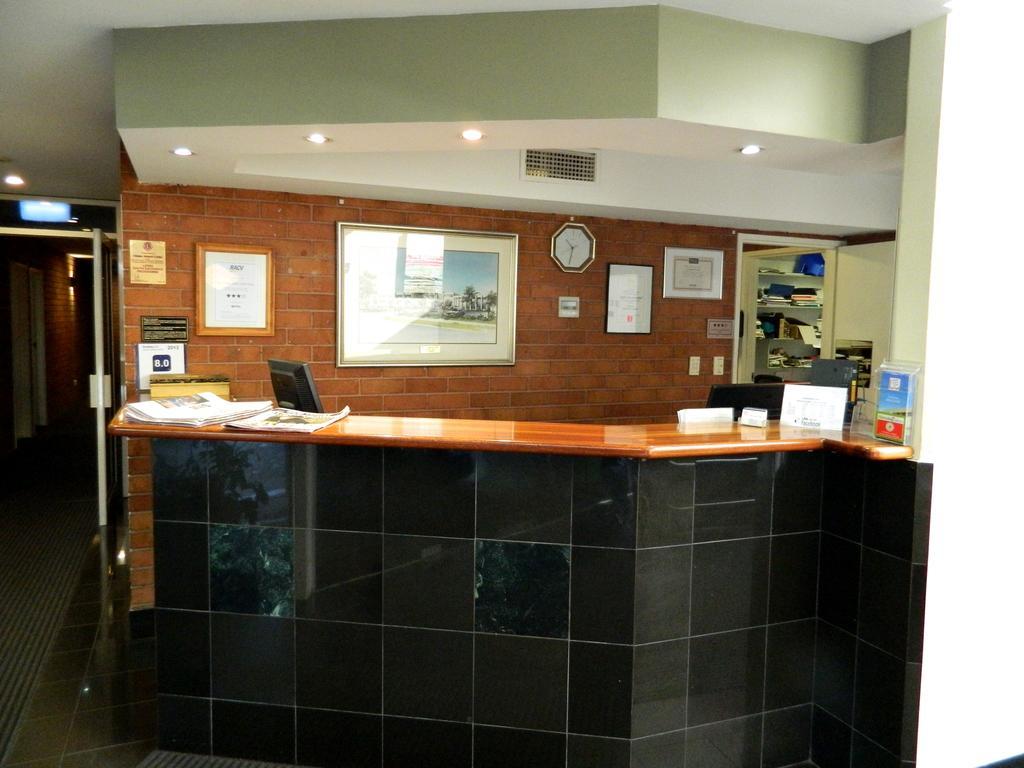 Ciloms Airport Lodge Melbourne Eksteriør billede